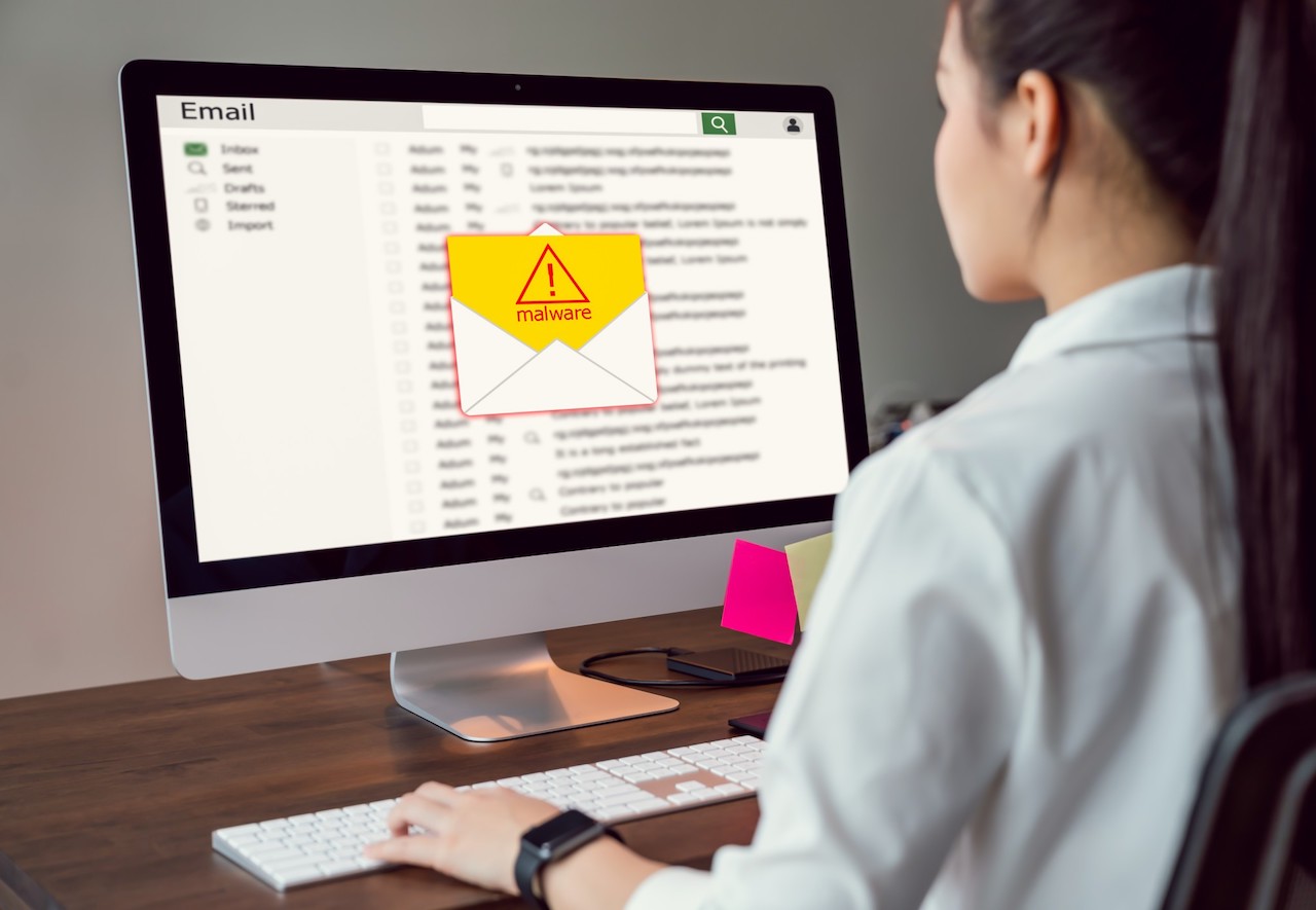 how to avoid phishing scams